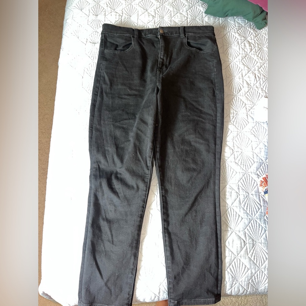 American Eagle Women’s Size 16 Curvy Hi Rise Jeggings no rips black jeans